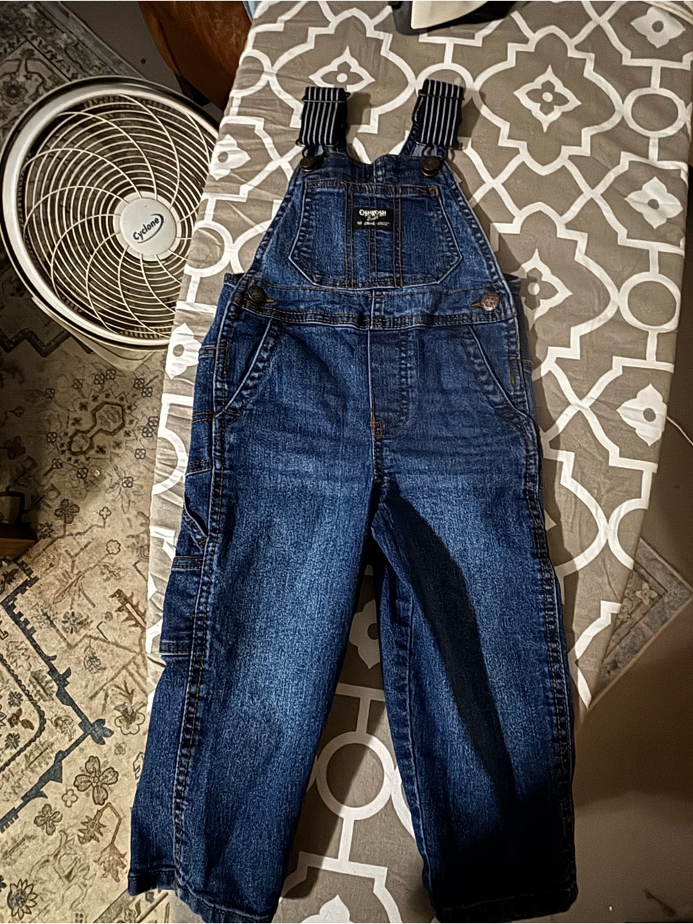 OshKosh B'gosh Adjustable Strap Denim Overalls in Dark Blue - Picture 4 of 5